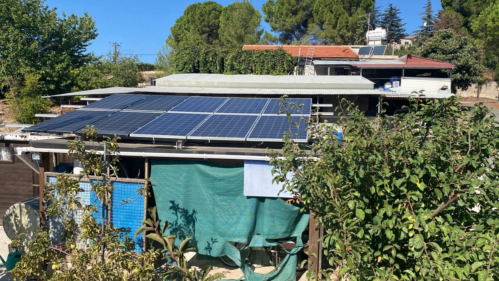 Mixed 4x330w plus 6x250w Solar System